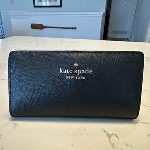 Kate Spade staci large slim bifold saffiano leather wallet (black)